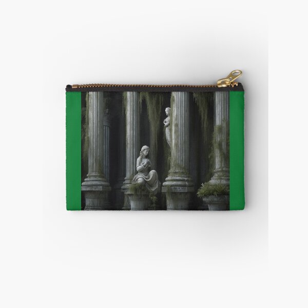 Artikelvorschau, Vergessene Statuen in einer grünen Umarmung entworfen und verkauft von KilianSzmid.
