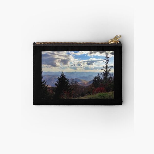 Artikelvorschau, Blauer Ridge Parkway Vista entworfen und verkauft von Rosemary Peek.