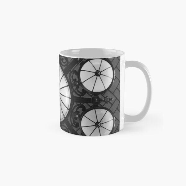 Ellis Island Chandelier in the Registry Hall Classic Mug