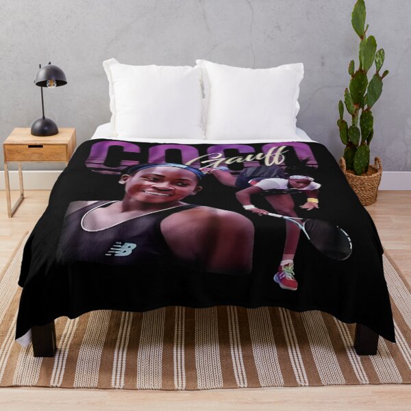 Artikelvorschau, Retro 90er Jahre Champion Tennis Mädchen Spieler Sport Legende entworfen und verkauft von Garment-Pressu.