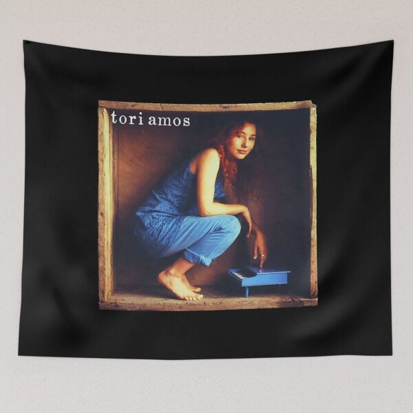 Aperçu de l'œuvre T-shirt vintage Tori Amos créée et vendue par DenaSauer.