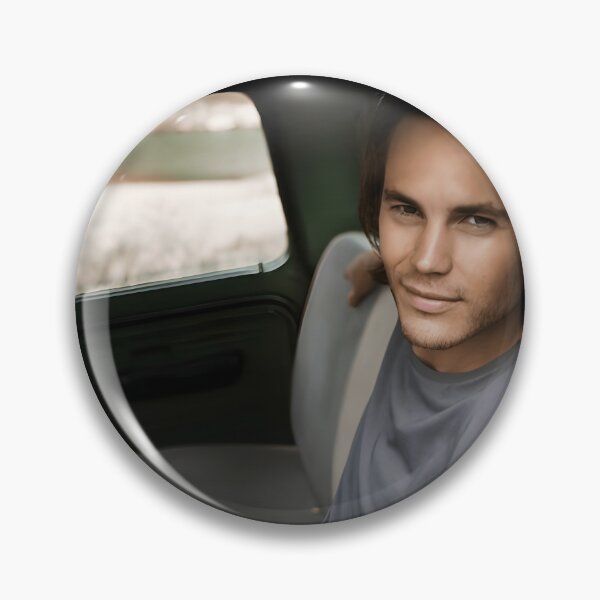 Artikelvorschau, Taylor Kitsch Essential entworfen und verkauft von hantrtubhw65.