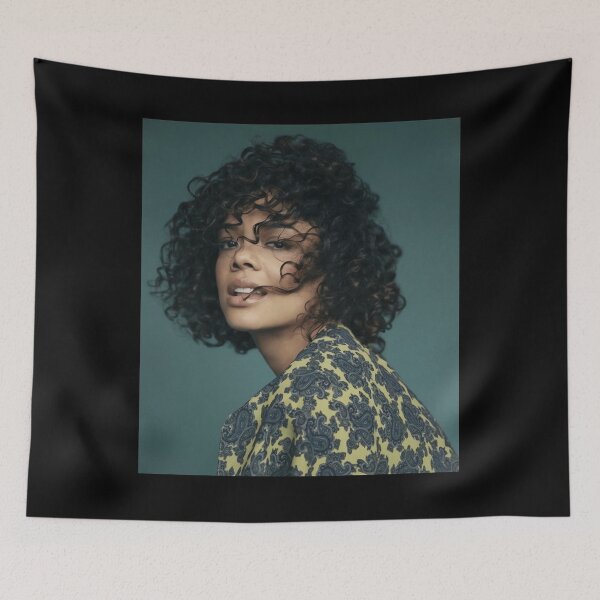 Artikelvorschau, Tessa Thompson Cool entworfen und verkauft von clmpnngj81.