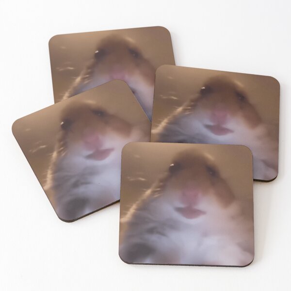 Aperçu de l'œuvre Dank Meme Hamster regardant devant la caméra créée et vendue par OrnelLuna.