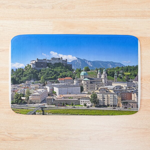 Artikelvorschau, Salzburger Skyline mit Festung Hohensalzburg und Katholischer Dom, Österreich entworfen und verkauft von goceris.