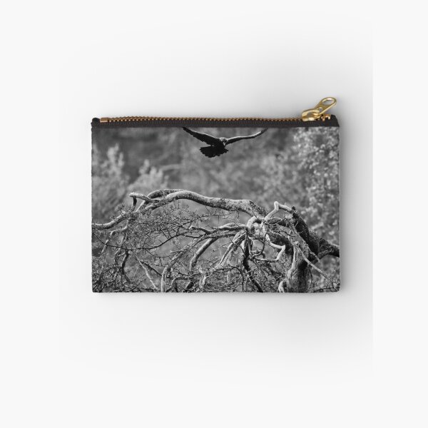 Artikelvorschau, In der Luft. Rraven bw entworfen und verkauft von Jouko Lehto Photography.
