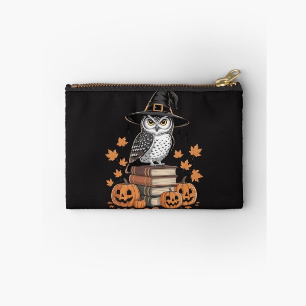 Aperçu de l'œuvre Chapeau de sorcière hibou Cottagecore sur livre citrouille Halloween créée et vendue par CraftyCuttable.
