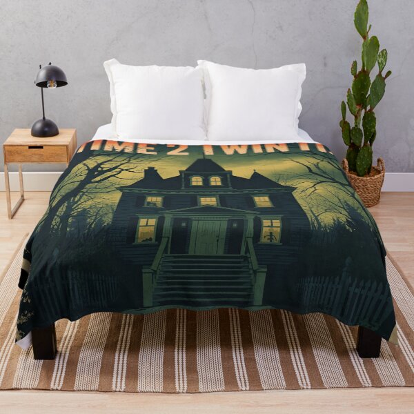 Artikelvorschau, Time2twinitit Horror Shirt Retro DIY Halloween Poster T-Shirt Gruselig Bastelfan entworfen und verkauft von LAVegasVibes .