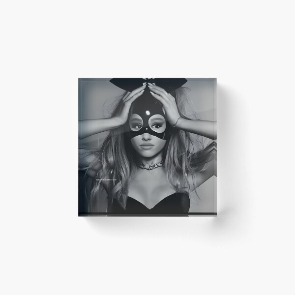Item preview, ariana grande inspired photoshoot designed and sold by HoneymoonStudio.