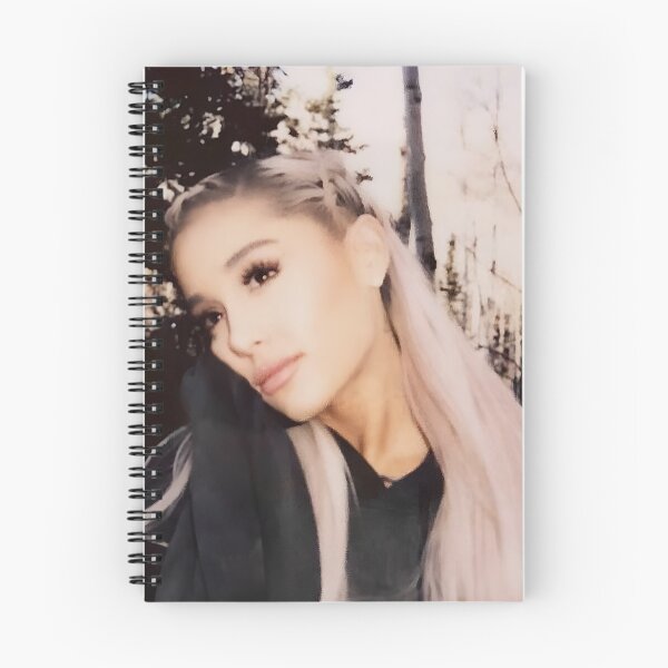 Item preview, Ariana Grande inspirada designed and sold by HoneymoonStudio.