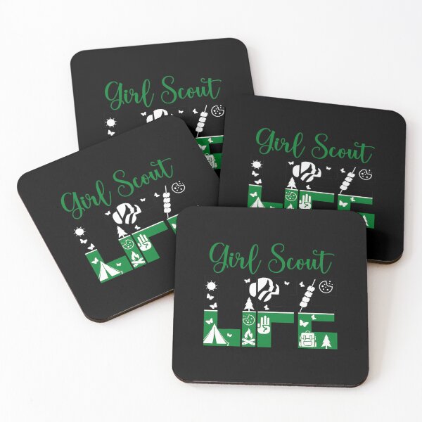 Aperçu de l'œuvre Scout de vie noir et vert pour le camping Cookie créée et vendue par zmkxhivubd53.
