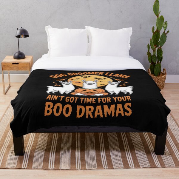 Aperçu de l'œuvre Toiletteur pour chiens Lama Drôle Sarcastique Boo Dramas Halloween créée et vendue par Vastingan.