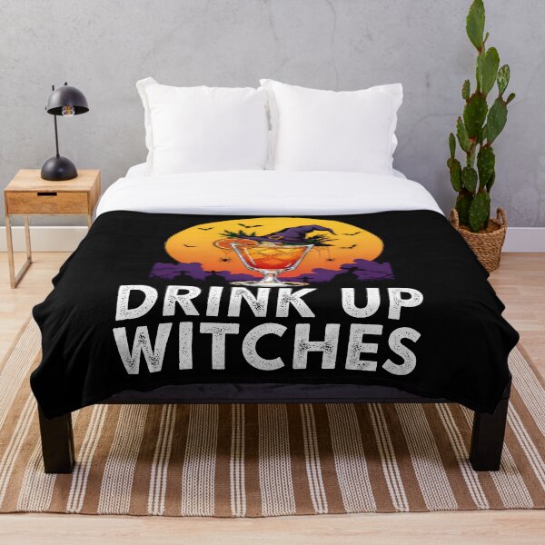 Artikelvorschau, Drink Up Witches Halloween Party Kostüm Crew entworfen und verkauft von Dot1001.