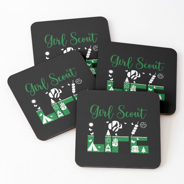 Aperçu de l'œuvre Scout de vie noir et vert pour le camping Cookie créée et vendue par tjiraapuleniu.