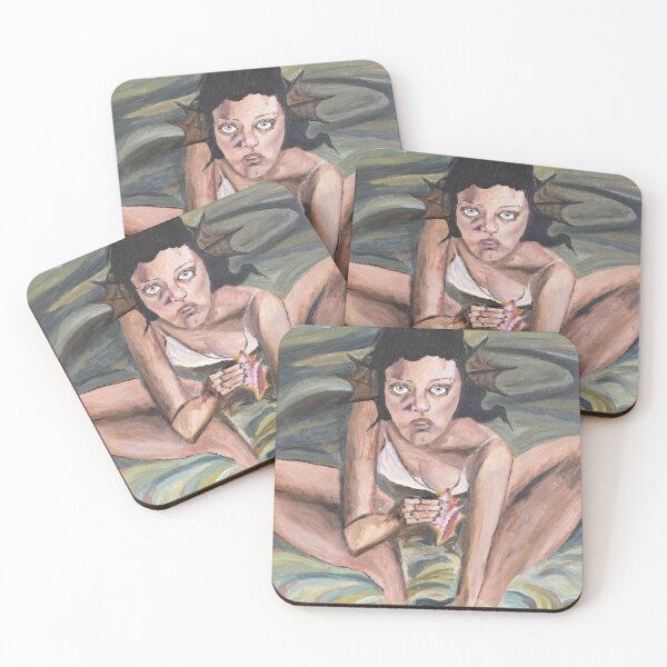 Item preview, Picking up the shell designed and sold by Alice Delabriere.