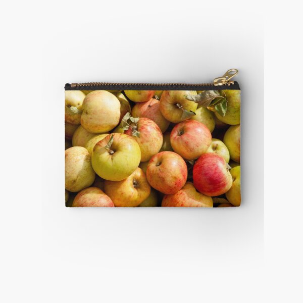 Aperçu de l'œuvre Apples créée et vendue par Jaime Pharr.
