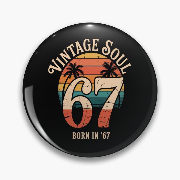 Artikelvorschau, Nummer 67 – Vintage 67 – Retro 67 – Glückszahl 67 – geboren 1967 – seit 67 – Highway 67 – Regel 67 – 67 Jahre alt – Meilenstein 67 – Jubiläum 67 – Vintage-Nummer – Retro-Typografie – minimalistische Nummer entworfen und verkauft von JansenGS.