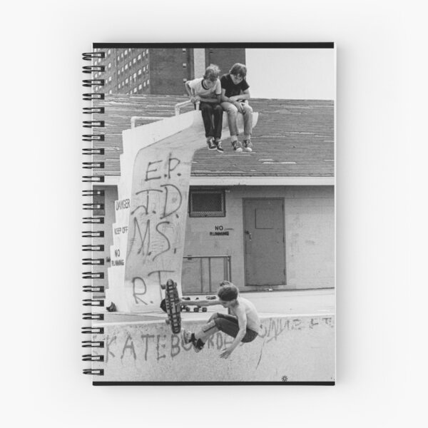 Artikelvorschau, Old-School-Skate entworfen und verkauft von picazo77.