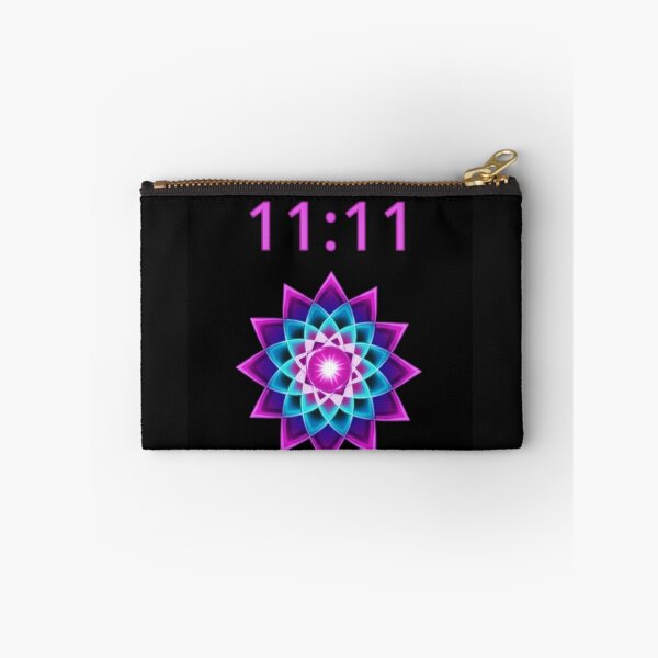 Artikelvorschau, 11:11 Rosa-Blau-Chakra entworfen und verkauft von RSTrrendywear.