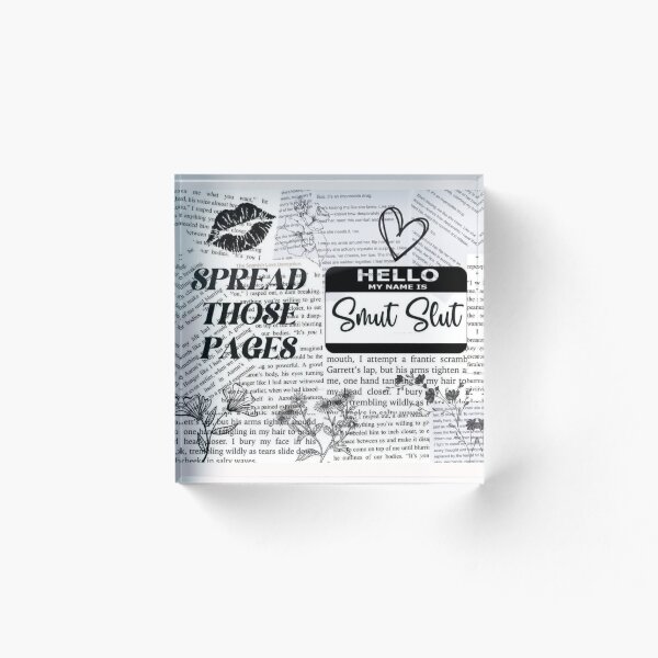 Artikelvorschau, Spread Those Pages – Smut Slut Book Reader Shirt, Hoodie & Home Decor für Buchliebhaber, Fans frecher Romane und begeisterte Leser entworfen und verkauft von Compass and a Camera.