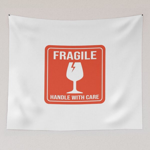 Aperçu de l'œuvre Fragile Handle with Care Red logo créée et vendue par UmaCreatesThings.