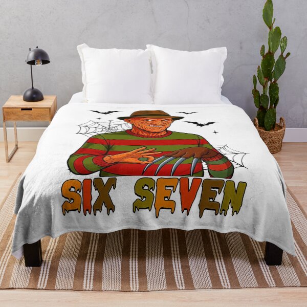 Item preview, Freddy Krueger de píxeles: tendencia de memes de Halloween Six-Seven designed and sold by Bou-Jolyn.