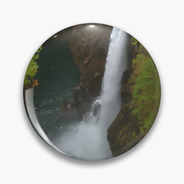 Artikelvorschau, Elk Falls, Vancouver Island, BC entworfen und verkauft von Fourpointstudio.