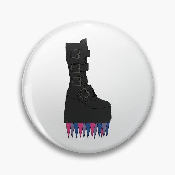 Artikelvorschau, Stiefel mit zwei Spikes entworfen und verkauft von Alyse Hendrix.