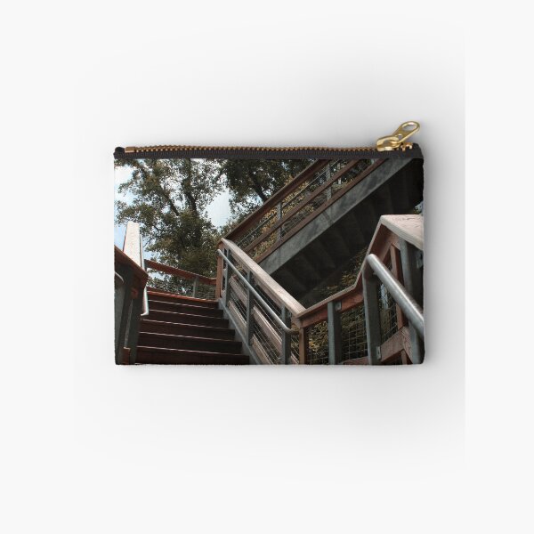 Artikelvorschau, Treppe am Berghang entworfen und verkauft von Chensley94.