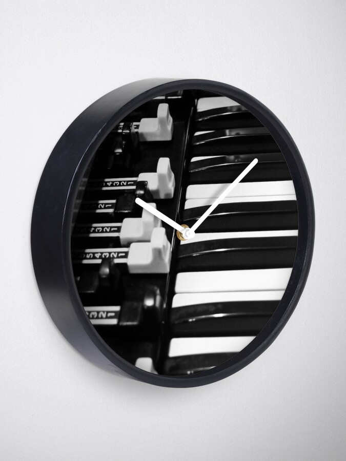 Alternate view of Hammond B3 Organ Clock