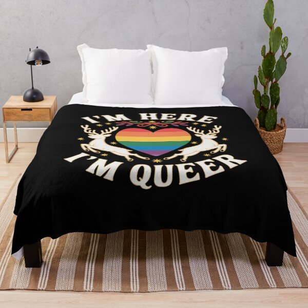 Artikelvorschau, Ich bin hier, ich bin Queer Christmas Pyjama Cool LGBT-Q Gay Pride entworfen und verkauft von BiellaSar.
