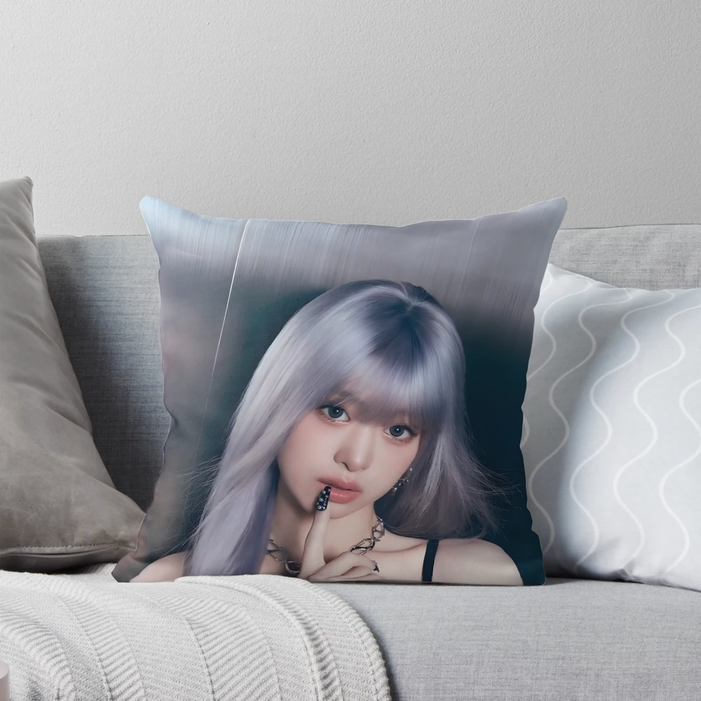 ur,throw_pillow_couch_small,
