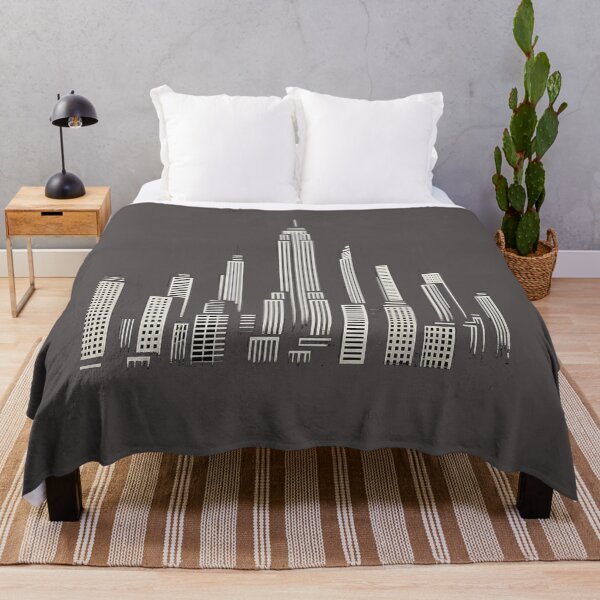 Item preview, Camiseta con silueta de ciudad moderna | Diseño de arquitectura urbana minimalista | Camiseta estética de paisaje urbano nocturno designed and sold by KDesignCrafts.