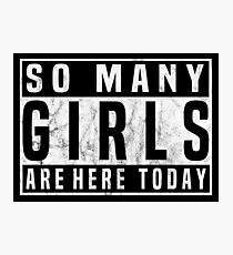 So many girls Photographic Print