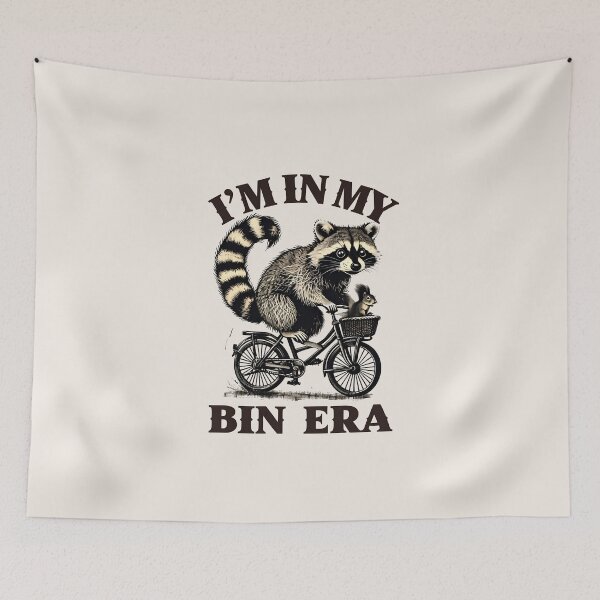 Artikelvorschau, In meiner Mülltonne Ära Waschbär Reiten Fahrrad Vintage Illustration entworfen und verkauft von BlushingCreatives.