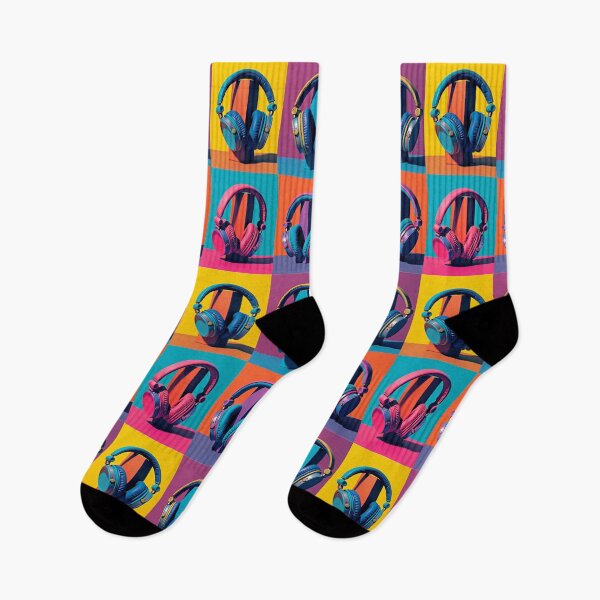 Artikelvorschau, Pop-Art-Kopfhörer-Quartett – Lebendige Retro-Wandkunst entworfen und verkauft von DavisDesigns79.