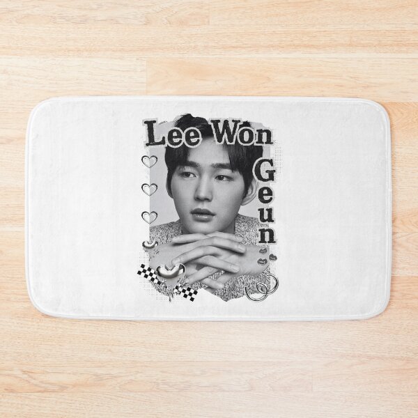 Item preview, Lee Won-geun (이원근) Actor coreano Kdrama Collage en blanco y negro Arte digital Retrato designed and sold by AJUNICE STUDIO.