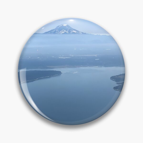 Aperçu de l'œuvre Mont Rainier au-dessus de Puget Sound créée et vendue par flyscenicair.