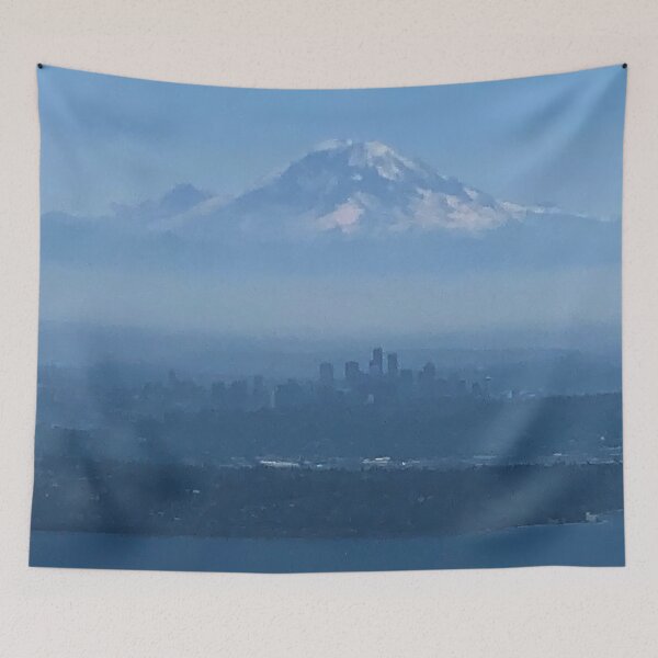 Artikelvorschau, Mount Rainier über Seattle entworfen und verkauft von flyscenicair.