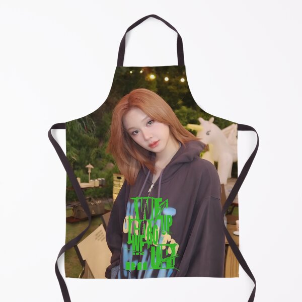 Artikelvorschau, BABYMONSTER PHARITA WE GO UP MERCH – PHARITA QUEEN ENERGY, KPOP STYLE entworfen und verkauft von Valereekmerch.