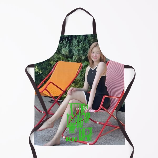 Artikelvorschau, BABYMONSTER PHARITA WE GO UP MERCH – PHARITA QUEEN ENERGY, KPOP STYLE entworfen und verkauft von Valereekmerch.