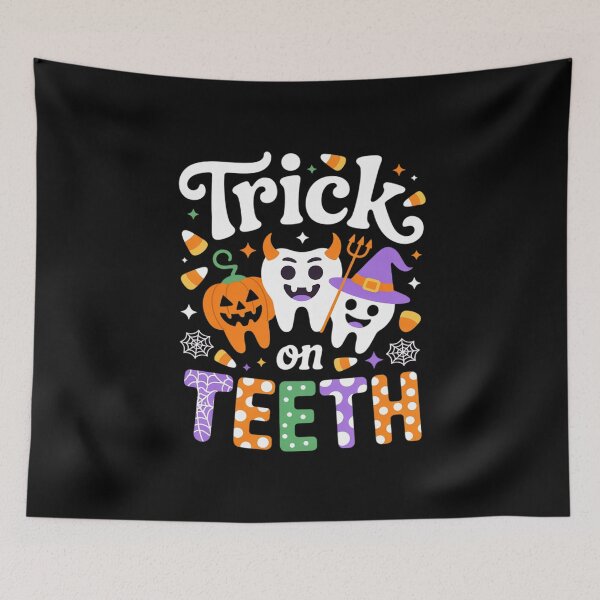 Aperçu de l'œuvre Astuce dentaire d'Halloween ou dents docteur dentiste RDH citrouille créée et vendue par THagBlue.
