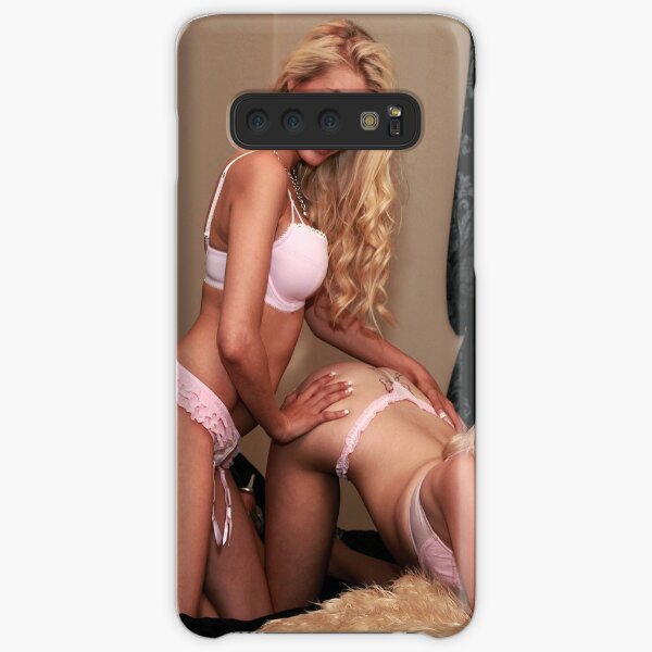 Two blonde ladies having a nice afternoon Samsung Galaxy Snap Case
