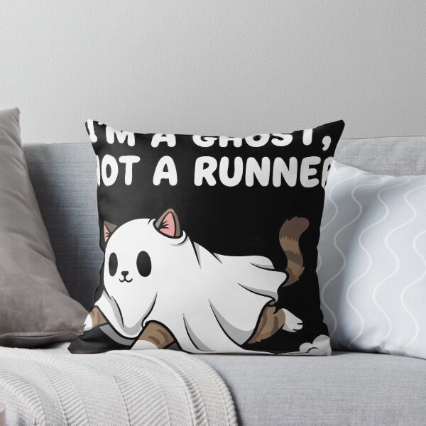 Aperçu de l'œuvre T-shirt d'Halloween drôle de chat « Je suis un fantôme, pas un coureur » - Costume de chaton paresseux effrayant créée et vendue par SillyPawsStudio.