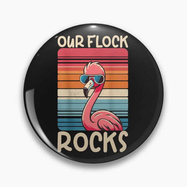 Artikelvorschau, Retro Flamingo Unsere Herde Felsen T-Shirt entworfen und verkauft von LashondaGreen89.