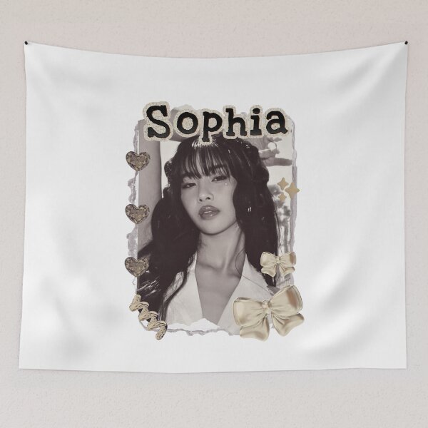 Artikelvorschau, KATEYE Sophia Kpop Y2K Gruppe Scrapbook Collage Gemütliches Y2K Vintage Design entworfen und verkauft von HELL0WBELLO.