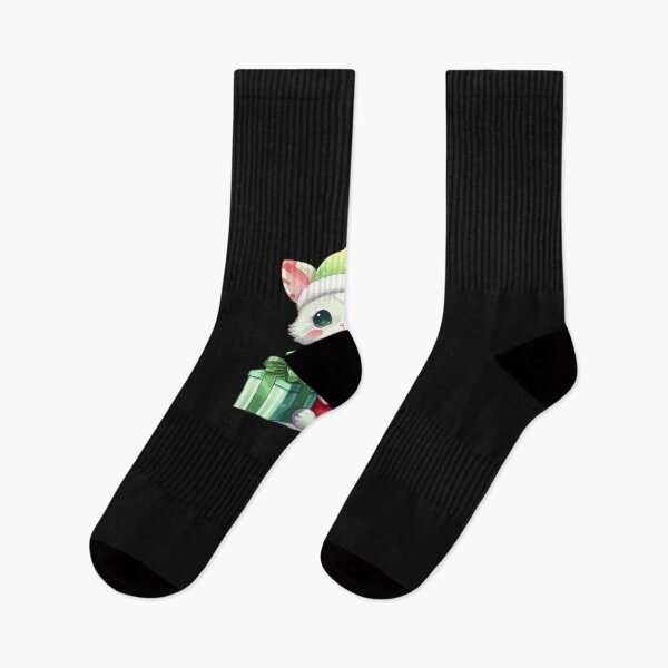 Artikelvorschau, Kawaii Weihnachtskatze mit grüner Weihnachtsmütze und Geschenken entworfen und verkauft von MOHITSALVI.