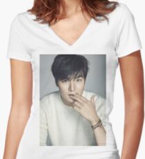 Camiseta entallada de cuello en V lee min ho