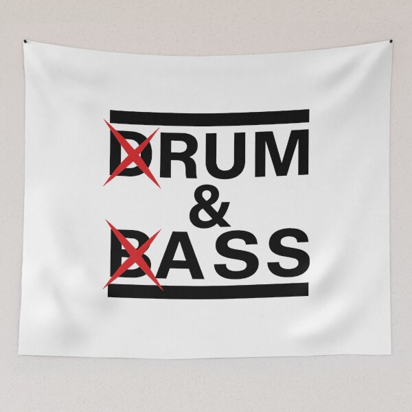 Artikelvorschau, Drum And Bass Rum And Ass Lovers Lustiger Musikwitz Spruch entworfen und verkauft von cozygamerstore.