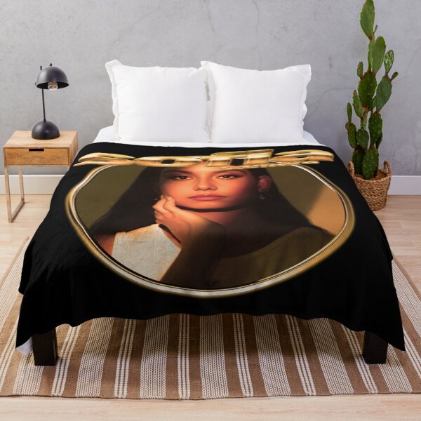 Item preview, Bonita cantante pop con marco dorado brillante designed and sold by nerdyygraphic.
